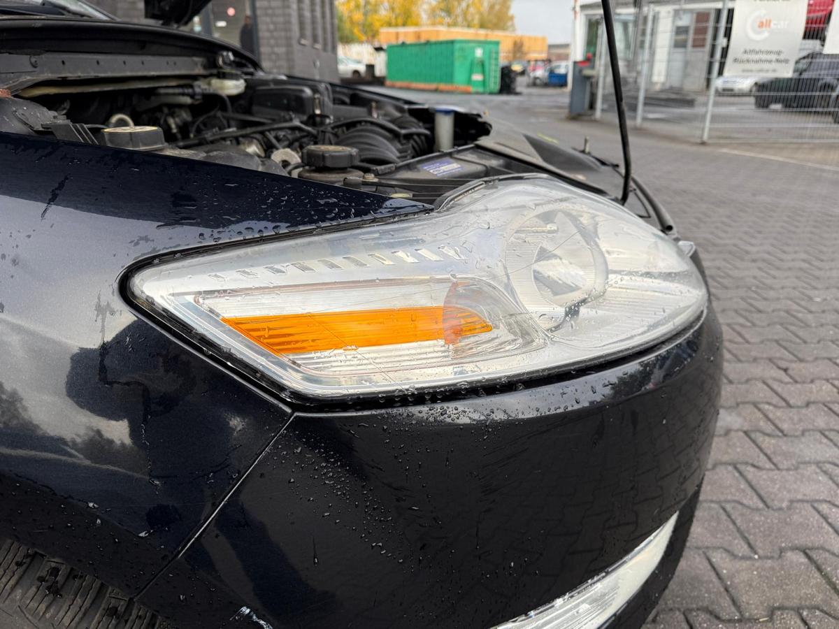 Ford Mondeo BA7 original Scheinwerfer rechts Halogen BJ09